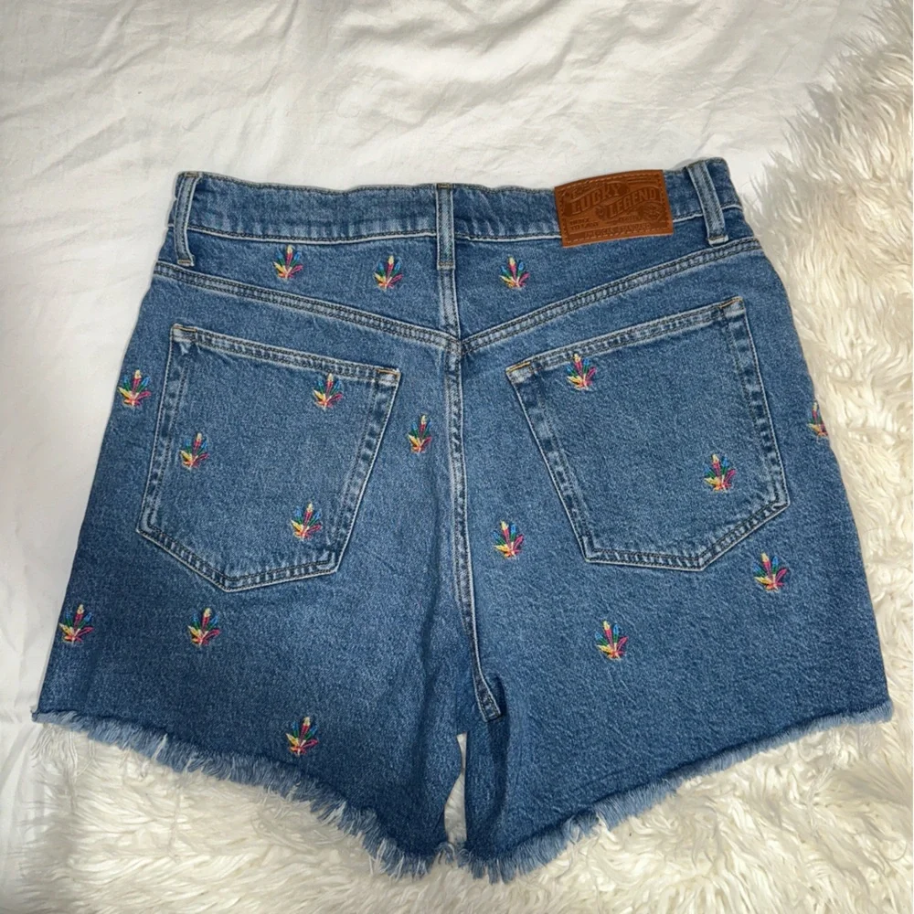 Lucky Brand | Lucky Legend 90s Midi Shorts Embroidered High Rise 5